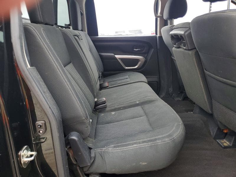 2017 NISSAN TITAN S 10