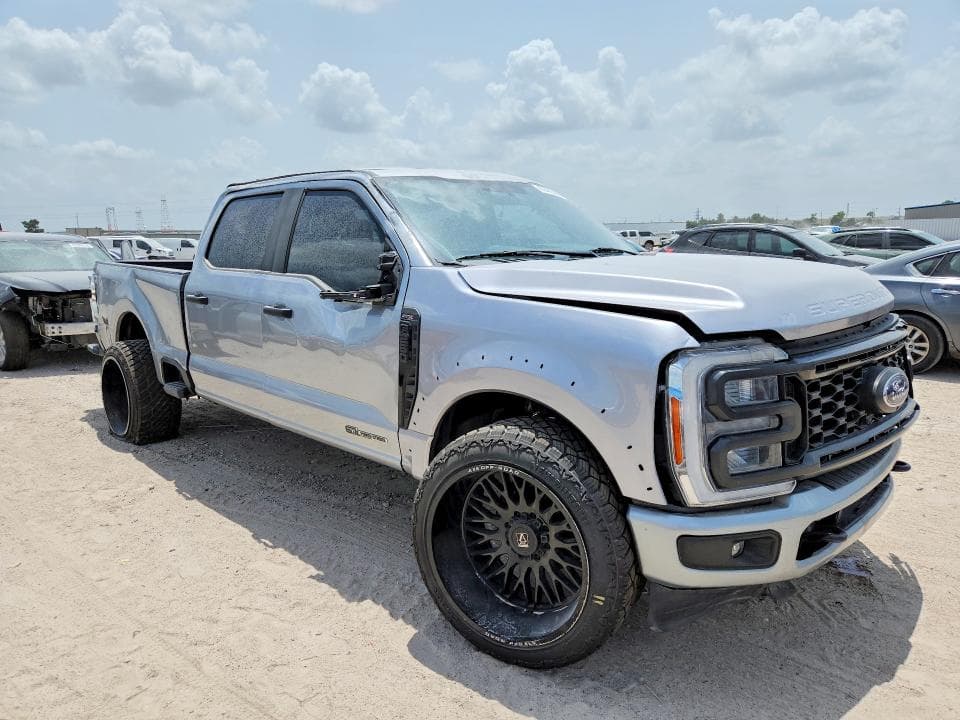 2023 FORD F250 SUPER DUTY 4
