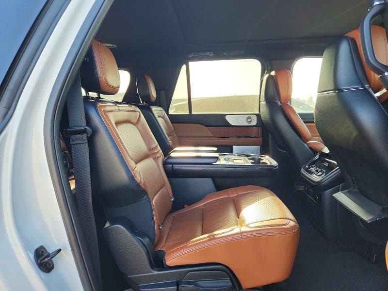 2020 LINCOLN NAVIGATOR L RESERVE 11