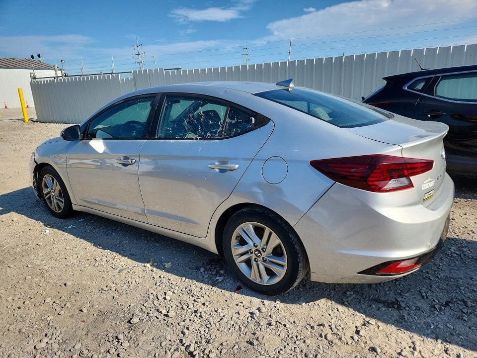 2019 HYUNDAI ELANTRA SE 2