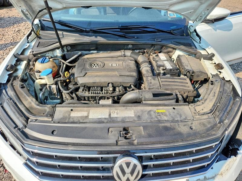 2017 VOLKSWAGEN PASSAT SE 11