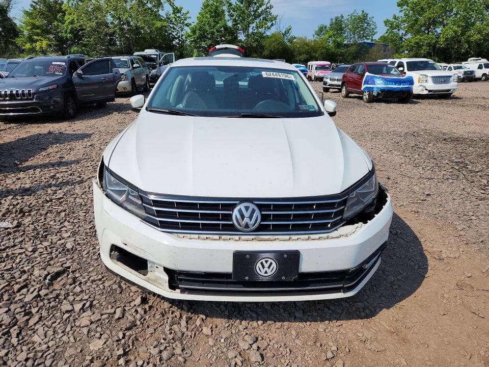 2017 VOLKSWAGEN PASSAT SE 5