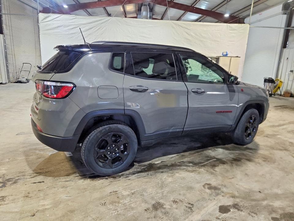 2024 JEEP COMPASS TRAILHAWK 3