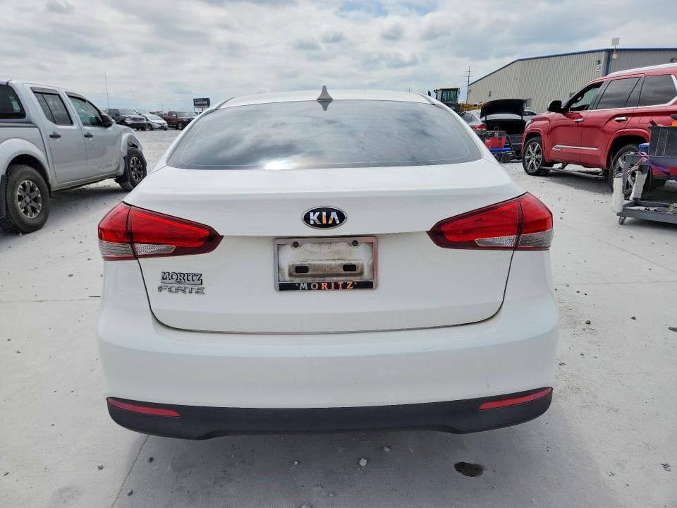 2018 KIA FORTE LX 6
