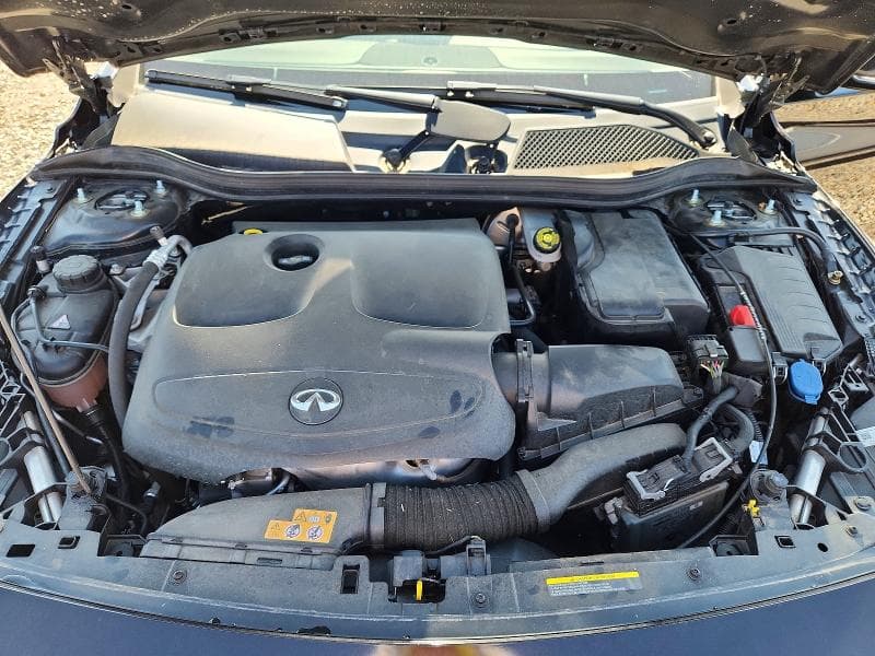 2018 INFINITI QX30 LUXURY 11