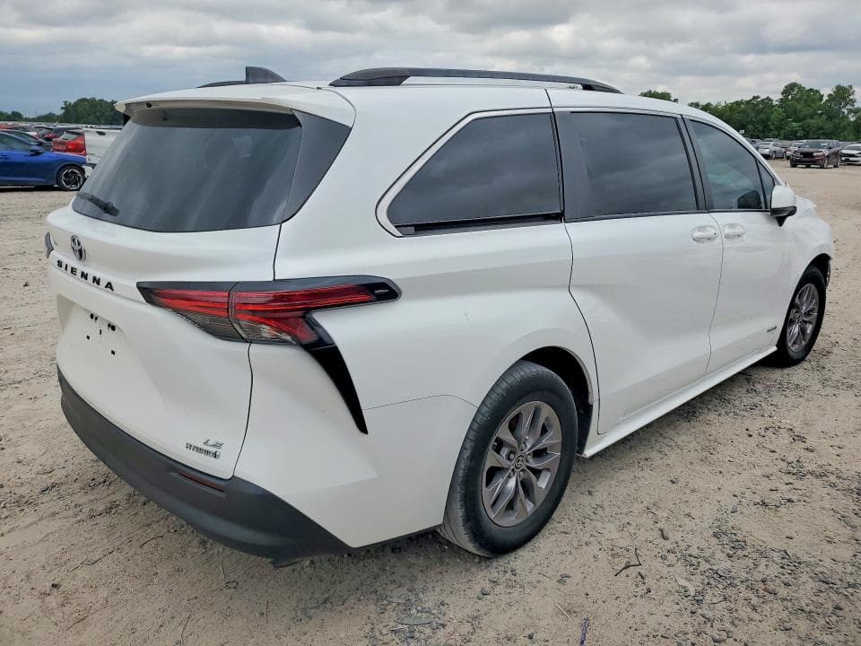 2021 TOYOTA SIENNA LE LE 4