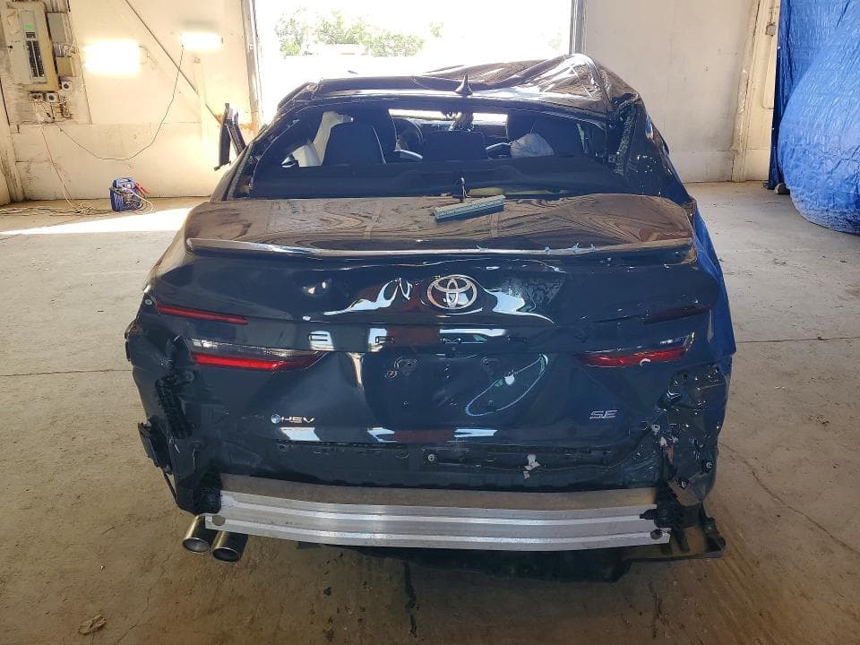 2026 TOYOTA CAMRY SE 6