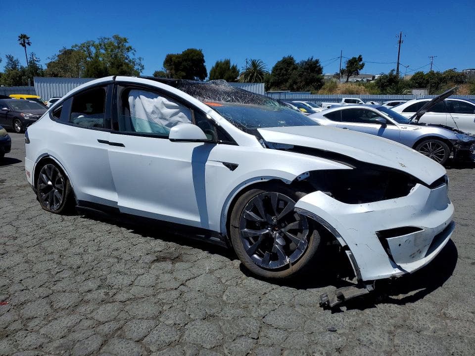 2023 TESLA MODEL X 4