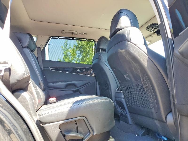 2017 KIA SORENTO EX 11