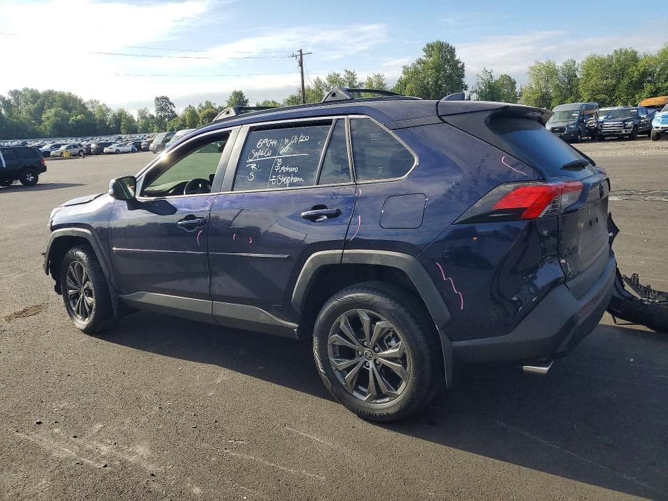 2024 TOYOTA RAV4 XLE PREMIUM 2