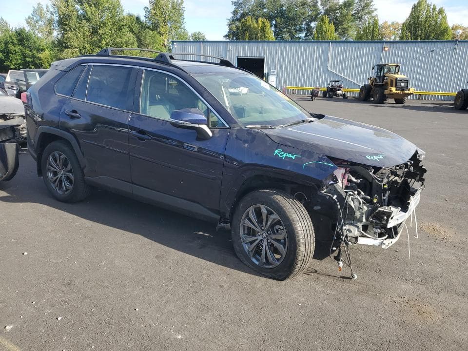 2024 TOYOTA RAV4 XLE PREMIUM 4
