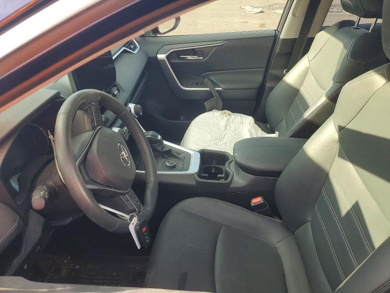 2024 TOYOTA RAV4 XLE PREMIUM 7