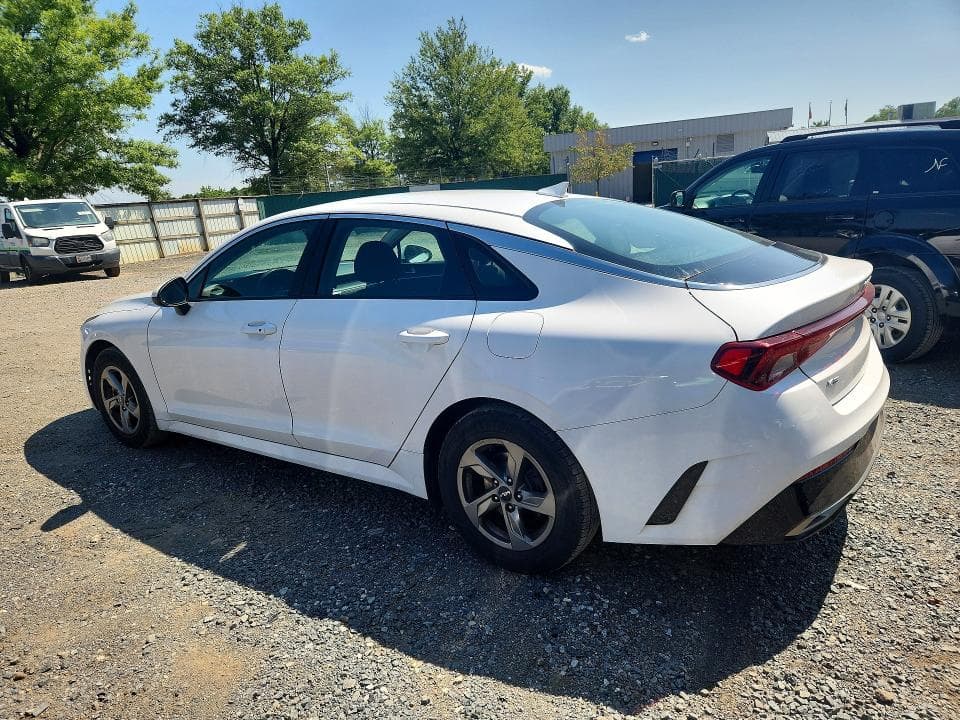 2022 KIA K5 LXS 2