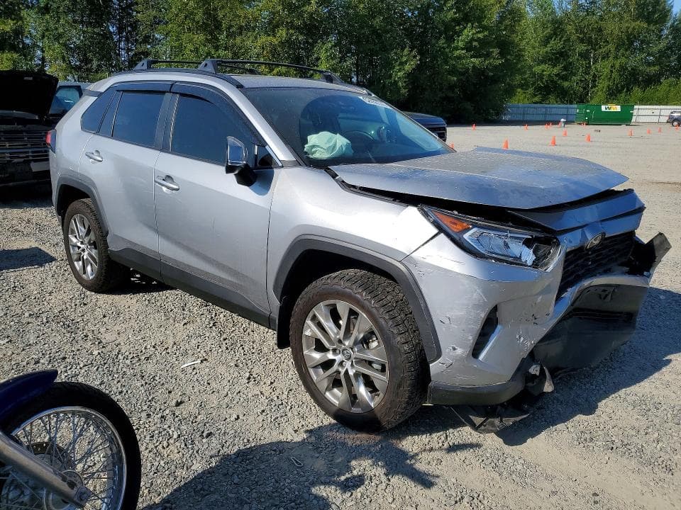 2020 TOYOTA RAV4 XLE PREMIUM 4