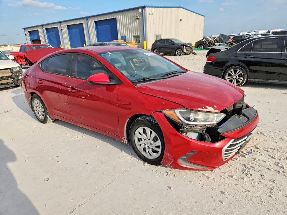 2017 HYUNDAI ELANTRA SE 4