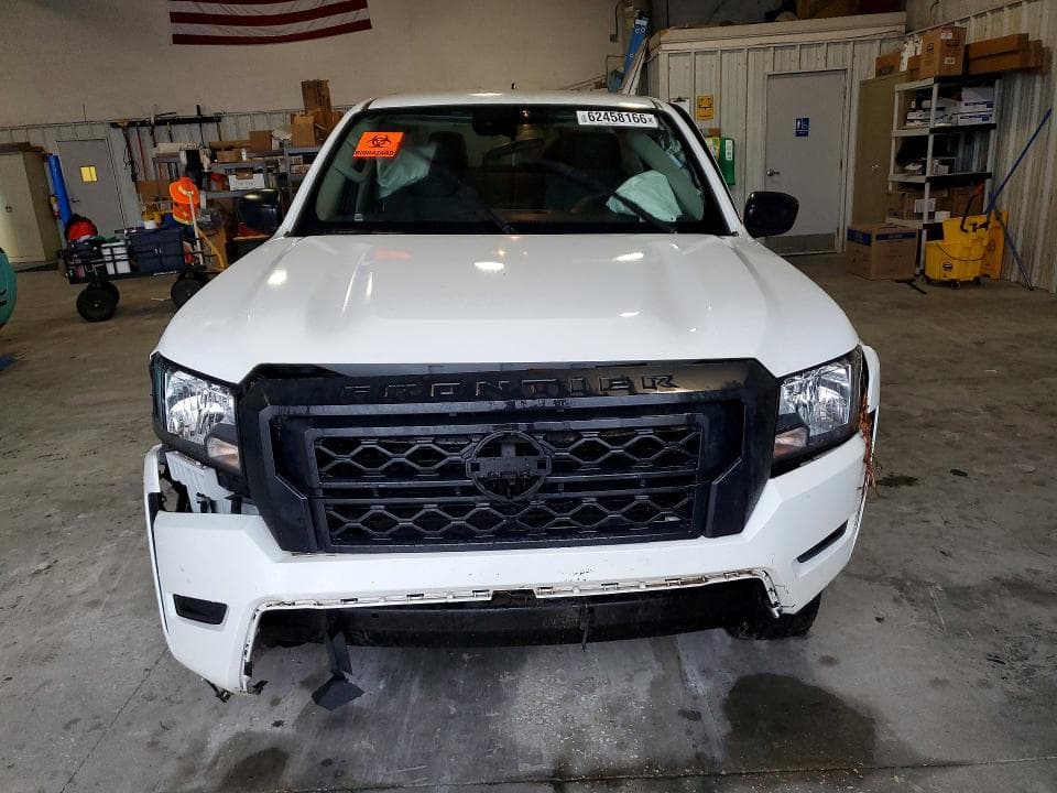 2024 NISSAN FRONTIER S 5