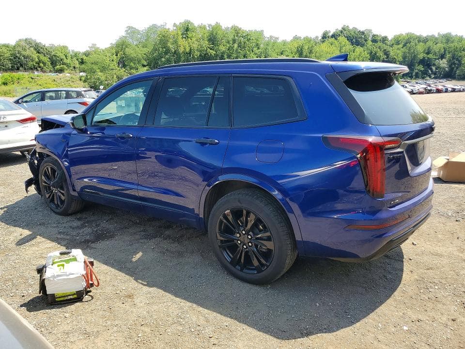 2023 CADILLAC XT6 PREMIUM LUXURY 2