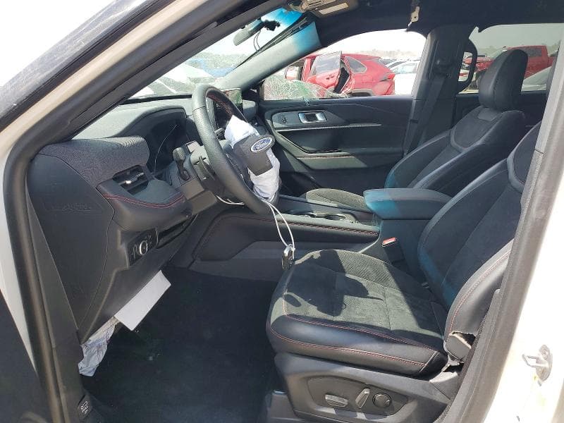 2025 FORD EXPLORER ST 7