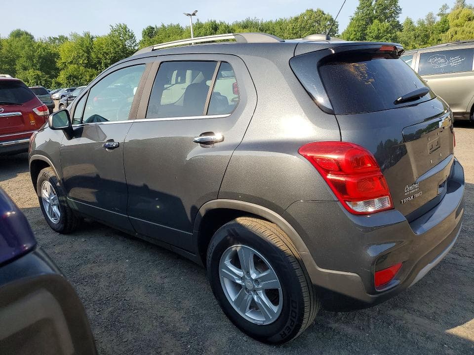 2017 CHEVROLET TRAX 1LT 2