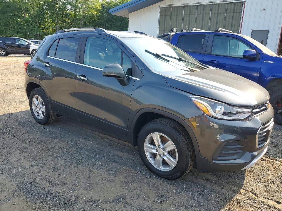2017 CHEVROLET TRAX 1LT 4