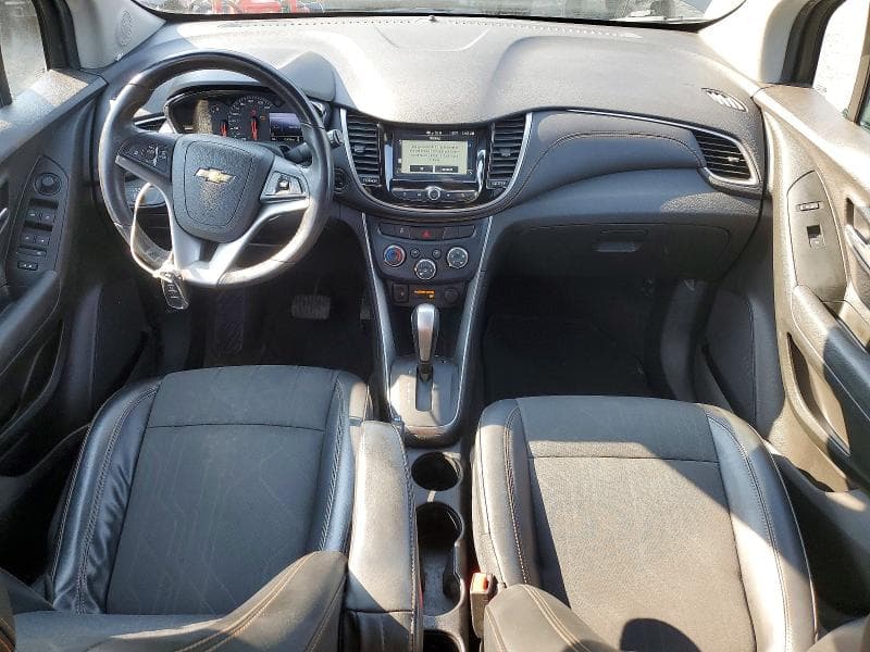 2017 CHEVROLET TRAX 1LT 8