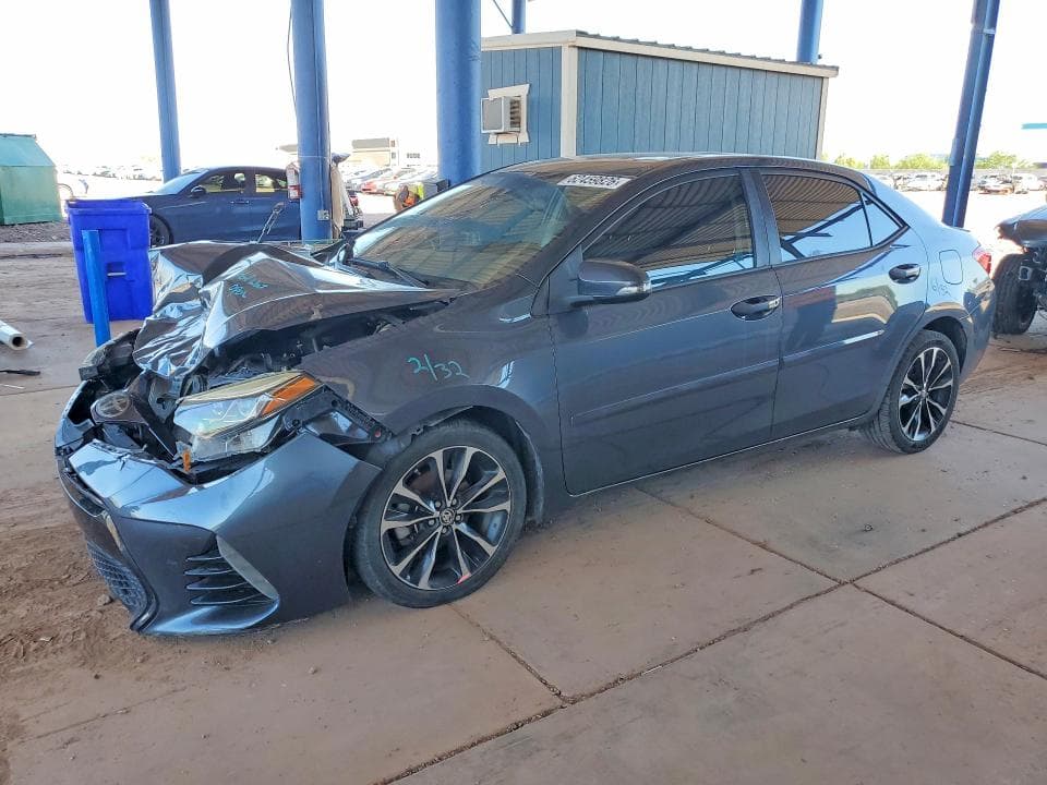 2018 TOYOTA COROLLA SE - 1