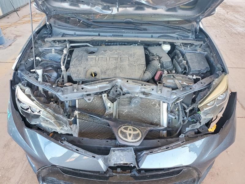 2018 TOYOTA COROLLA SE 11