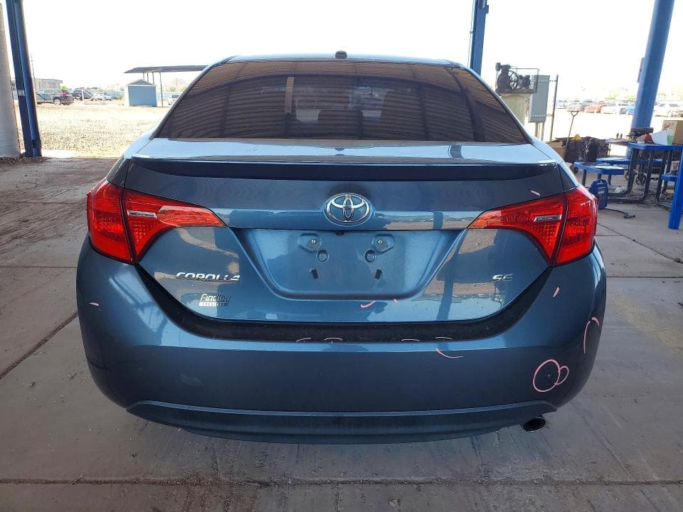 2018 TOYOTA COROLLA SE 6