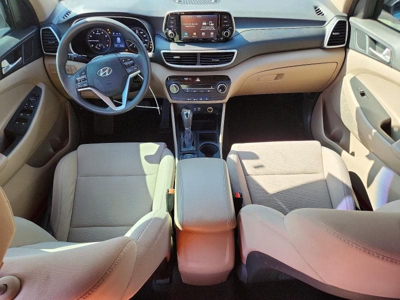 2020 HYUNDAI TUCSON SE SE 8