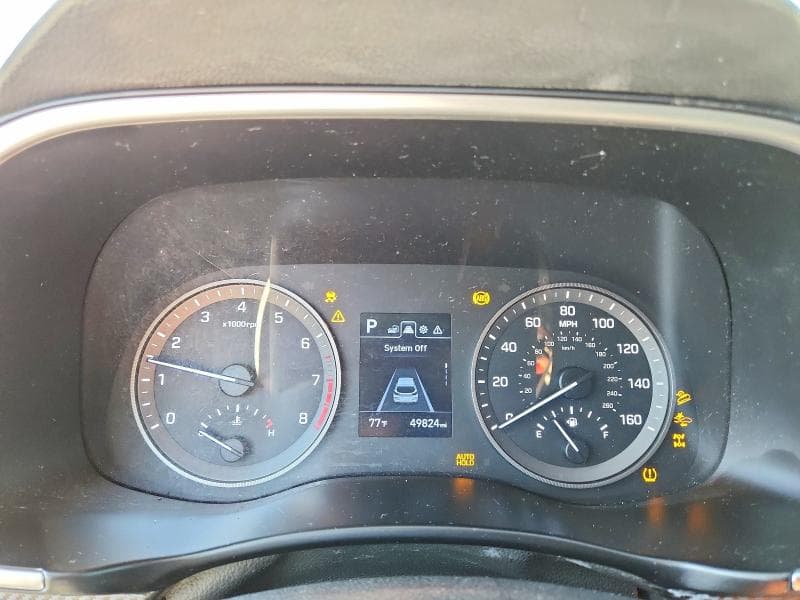 2020 HYUNDAI TUCSON SE SE 9