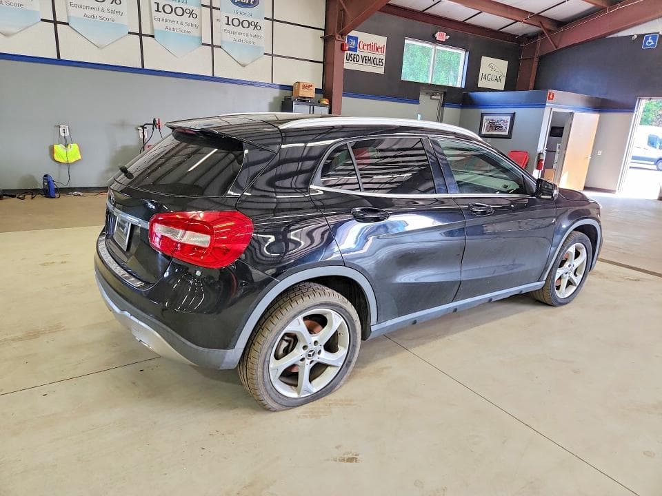 2020 MERCEDES-BENZ GLA 250 250 3
