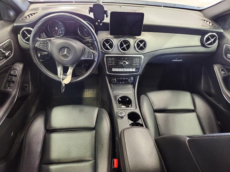 2020 MERCEDES-BENZ GLA 250 250 8