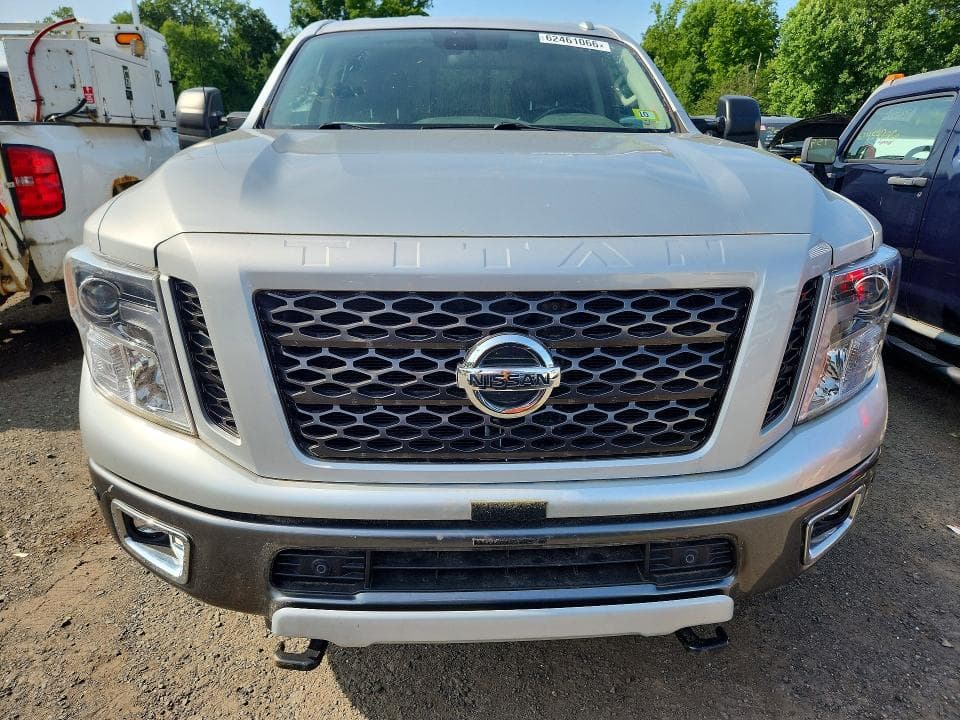 2019 NISSAN TITAN XD S S 5