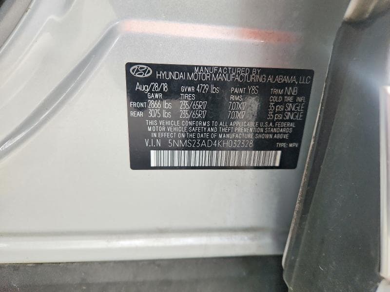 2019 HYUNDAI SANTA FE SE 14
