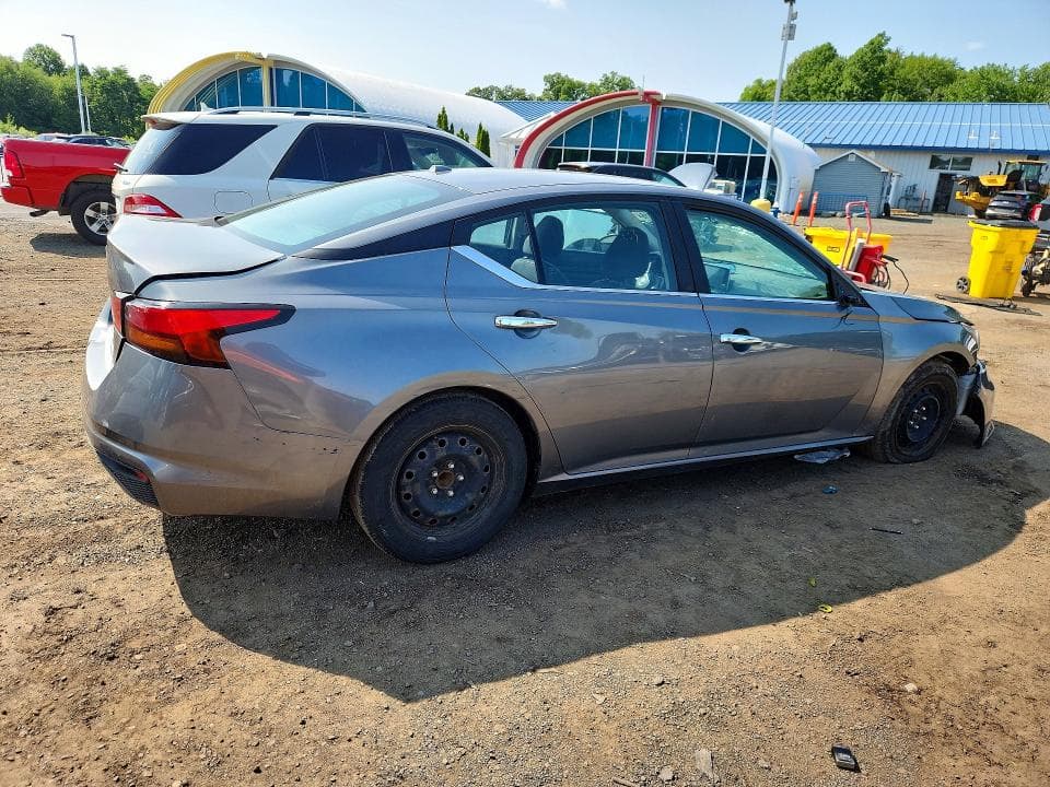 2019 NISSAN ALTIMA S S 3