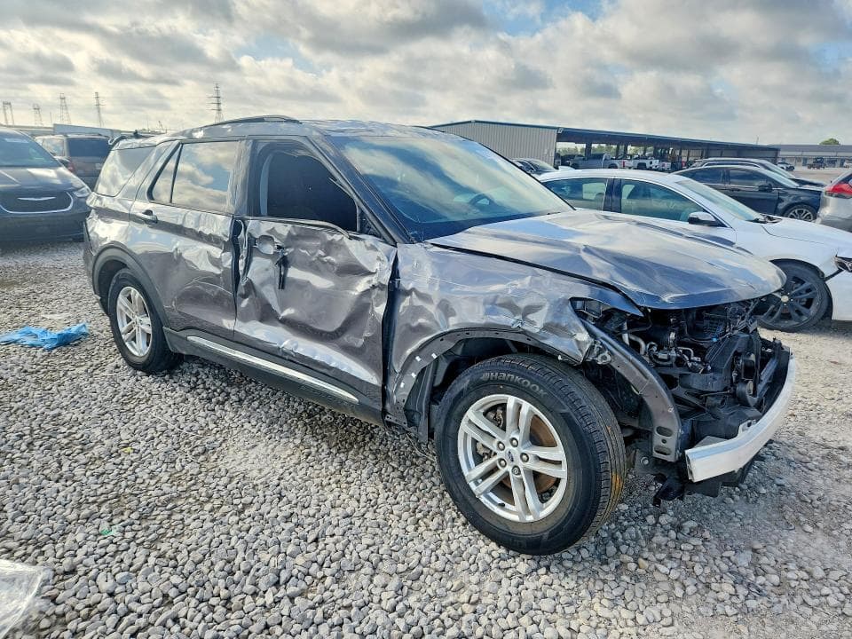 2022 FORD EXPLORER XLT 4