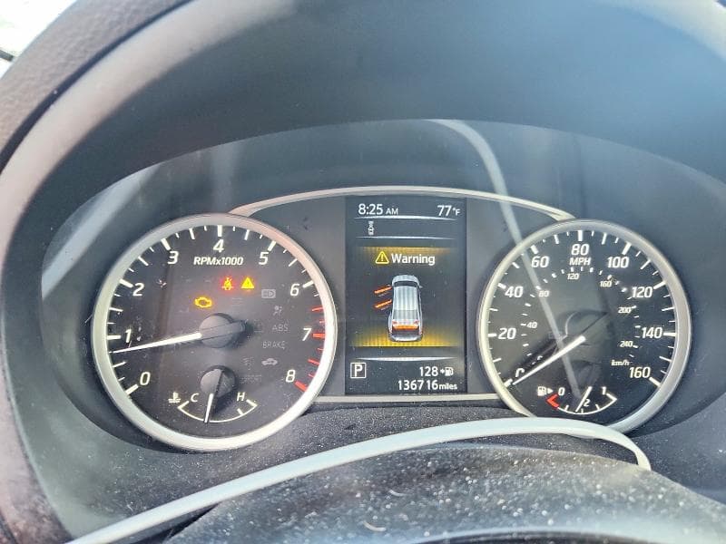 2018 NISSAN SENTRA S 9