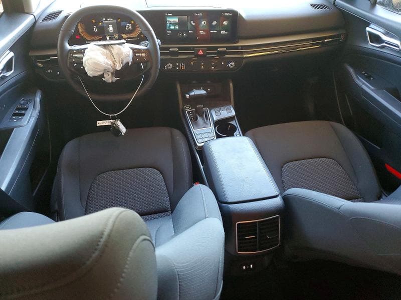 2026 KIA SPORTAGE LX 8