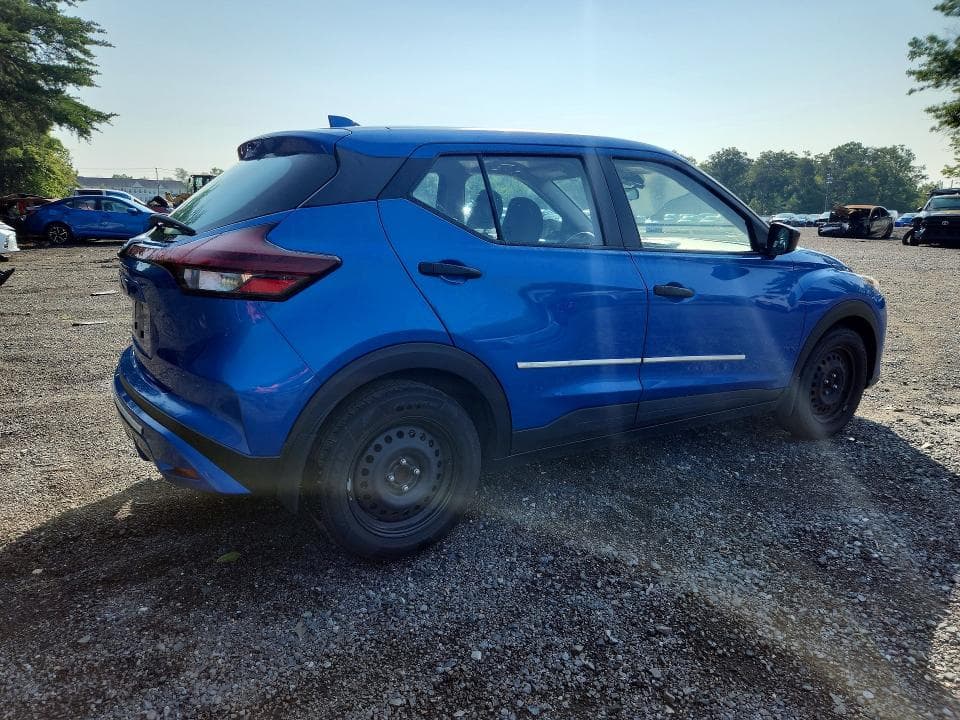 2021 NISSAN KICKS S 3