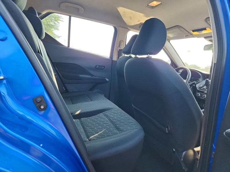 2021 NISSAN KICKS S 10