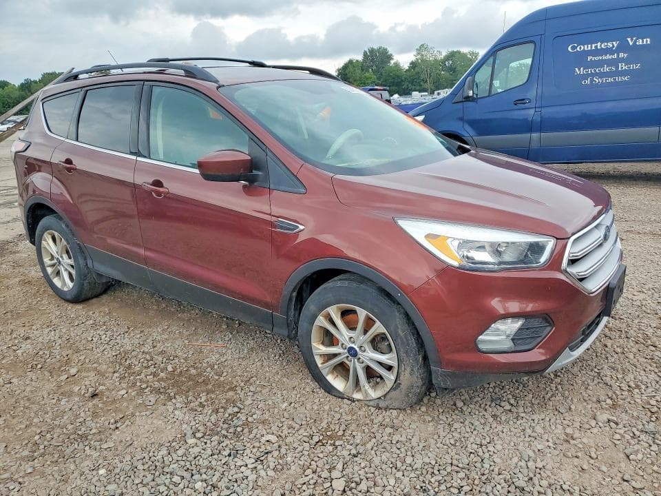 2018 FORD ESCAPE SE 4
