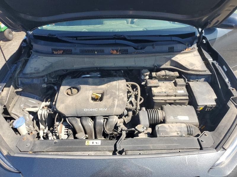 2018 HYUNDAI KONA SE 12