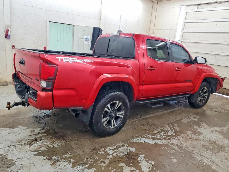 2019 TOYOTA TACOMA TRD SPORT 3