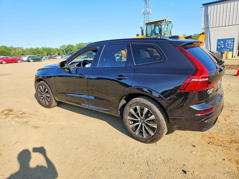 2025 VOLVO XC60 PLUS 2