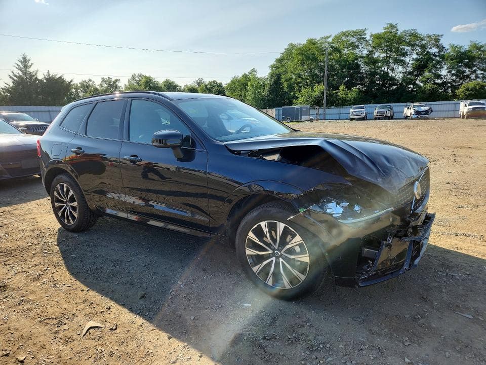 2025 VOLVO XC60 PLUS 4