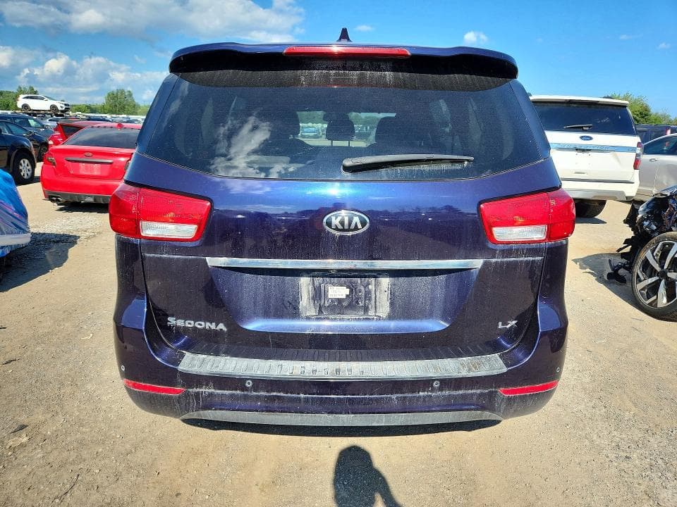 2018 KIA SEDONA LX 6