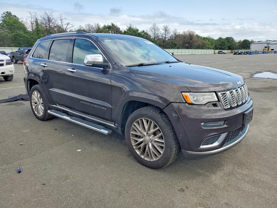2017 JEEP GRAND CHEROKEE SUMMIT 4