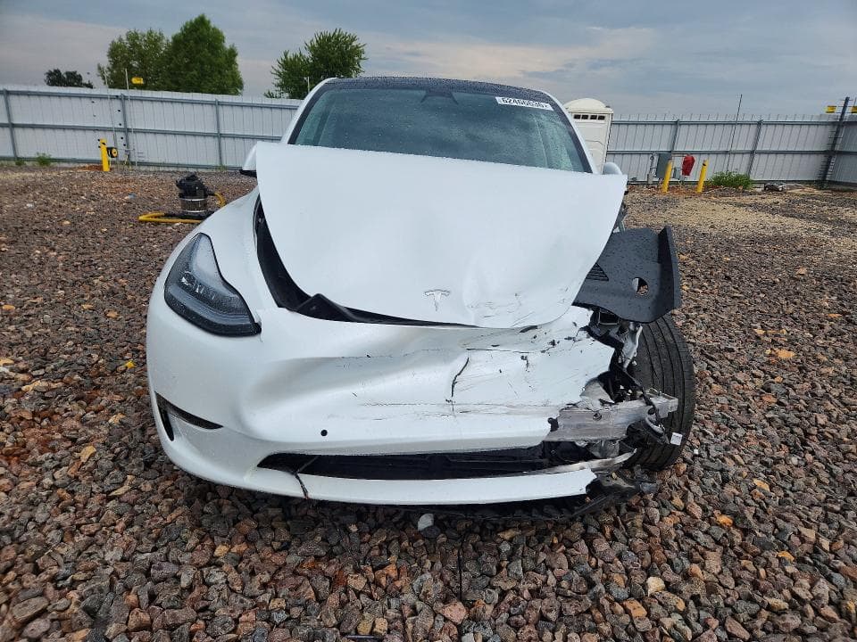 2022 TESLA MODEL Y 5