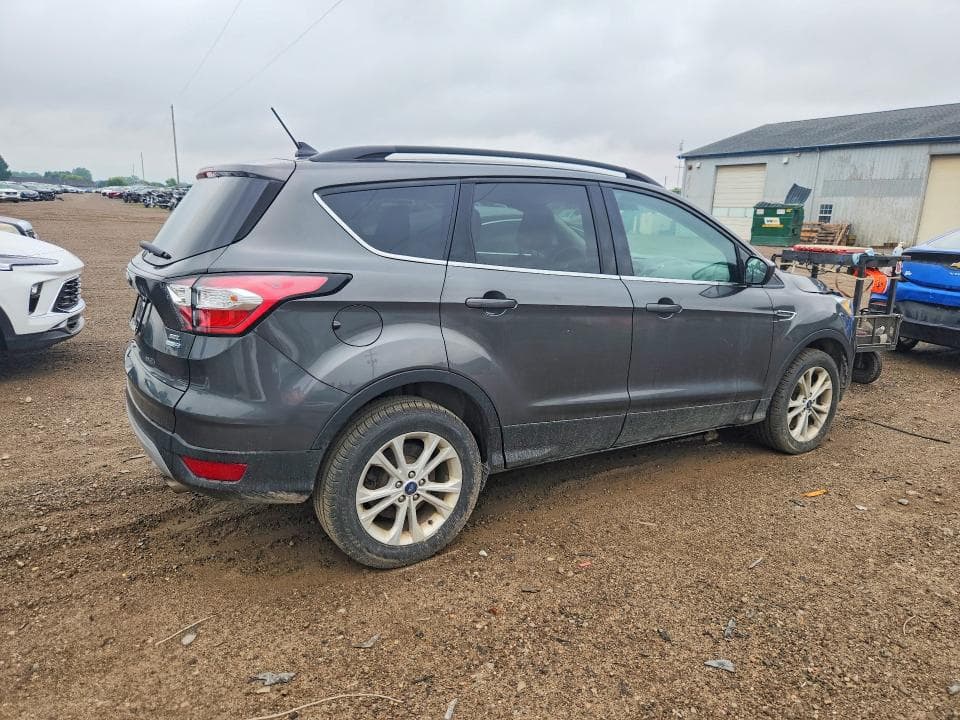 2018 FORD ESCAPE SEL 3