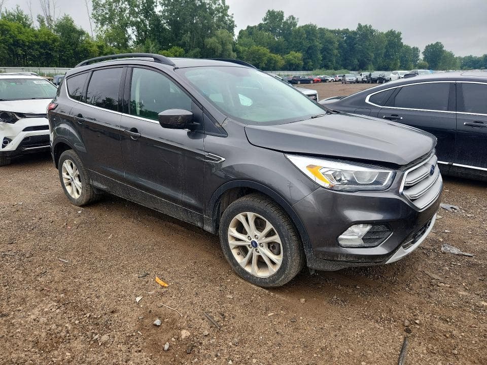2018 FORD ESCAPE SEL 4
